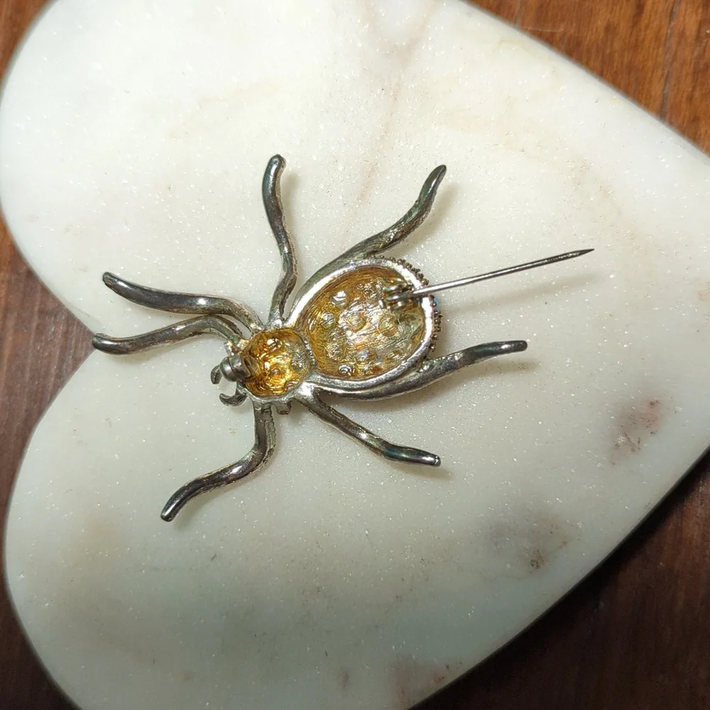 Vintage elegant spider